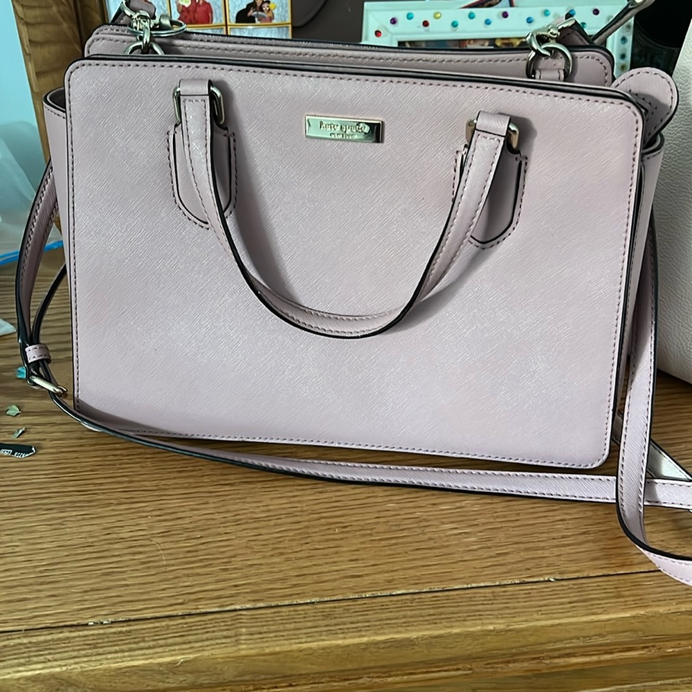 Kate spade tote bag. Lightly used!